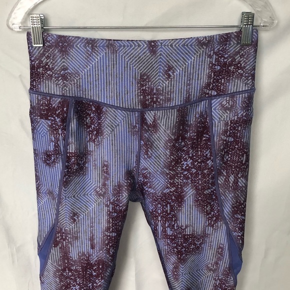 CALIA Essentials Printed Zipper Pocket Aged Culture High Waisted Legging - Picture 3 of 14